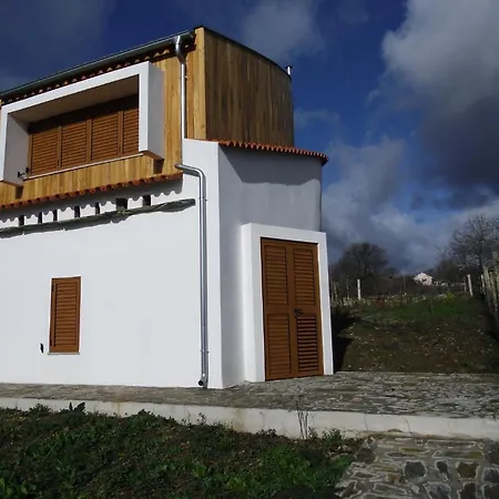 Podence * מסדו דה קבליירוס